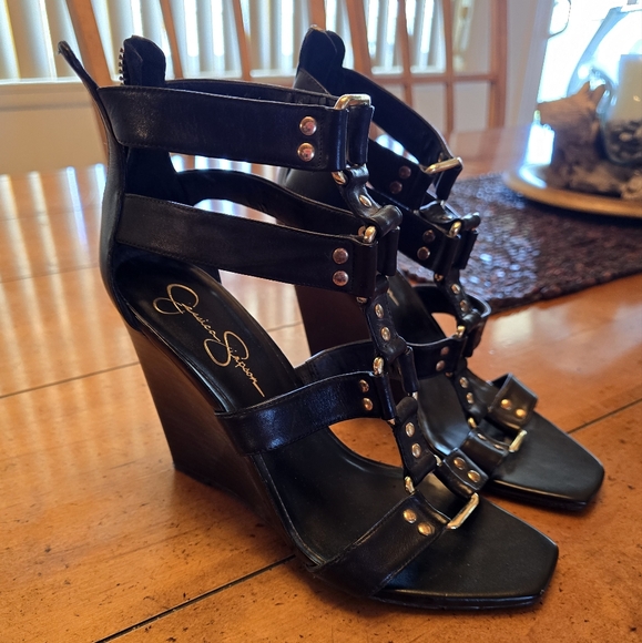 NEW Jessica Simpson gladiator wedge heels. Size 7 - Picture 2 of 7